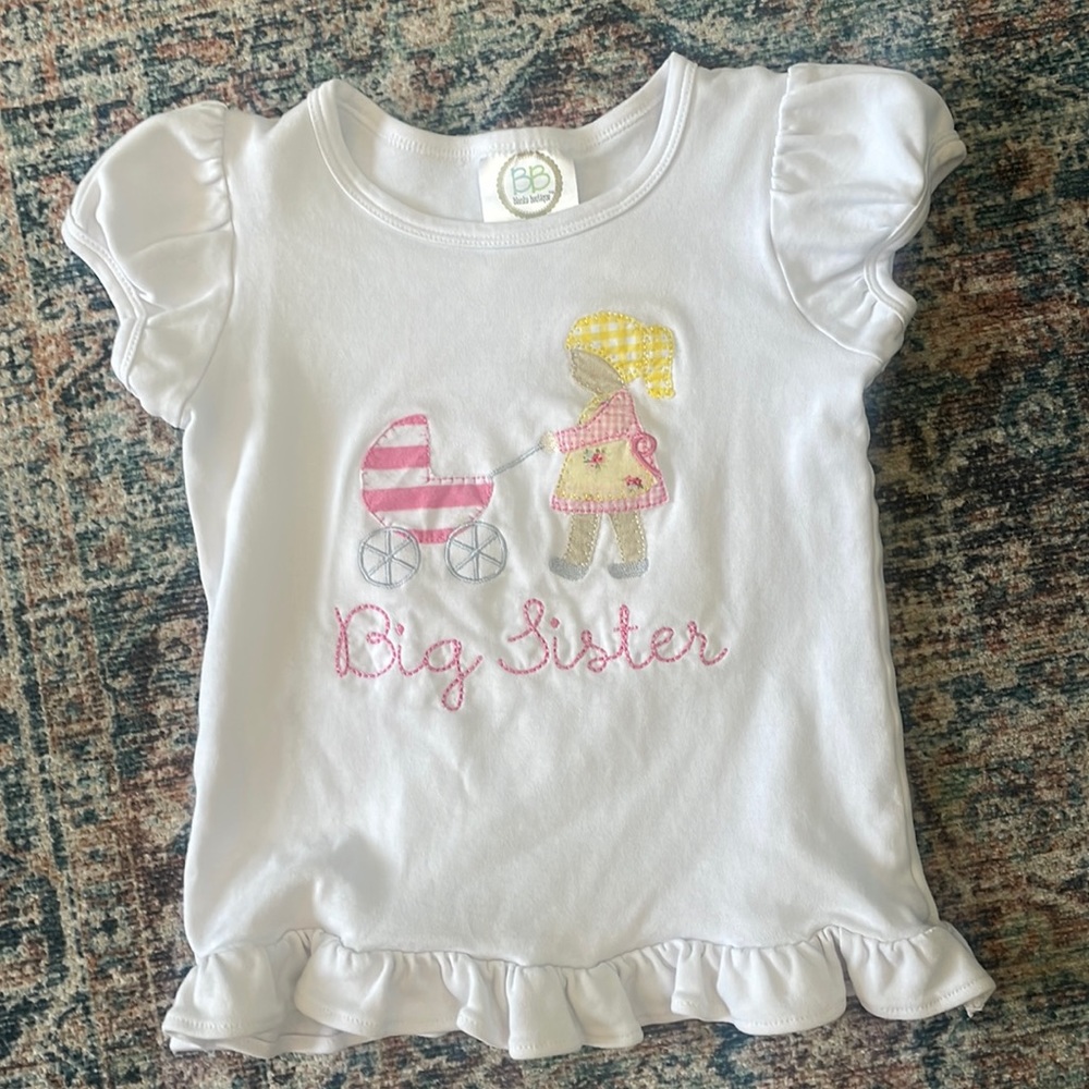 Big sister appliqué shirt